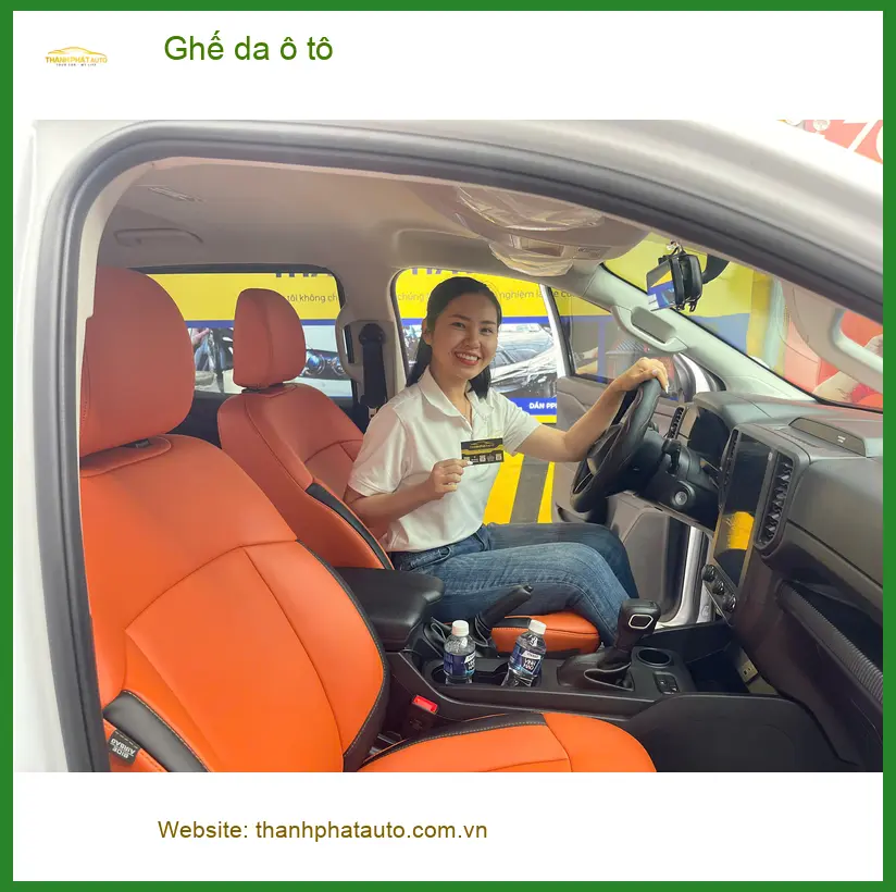 Chị Minh bọc ghế da ô tô cho Hyundai Kona tại Gò Vấp vì ghế cũ sờn rách