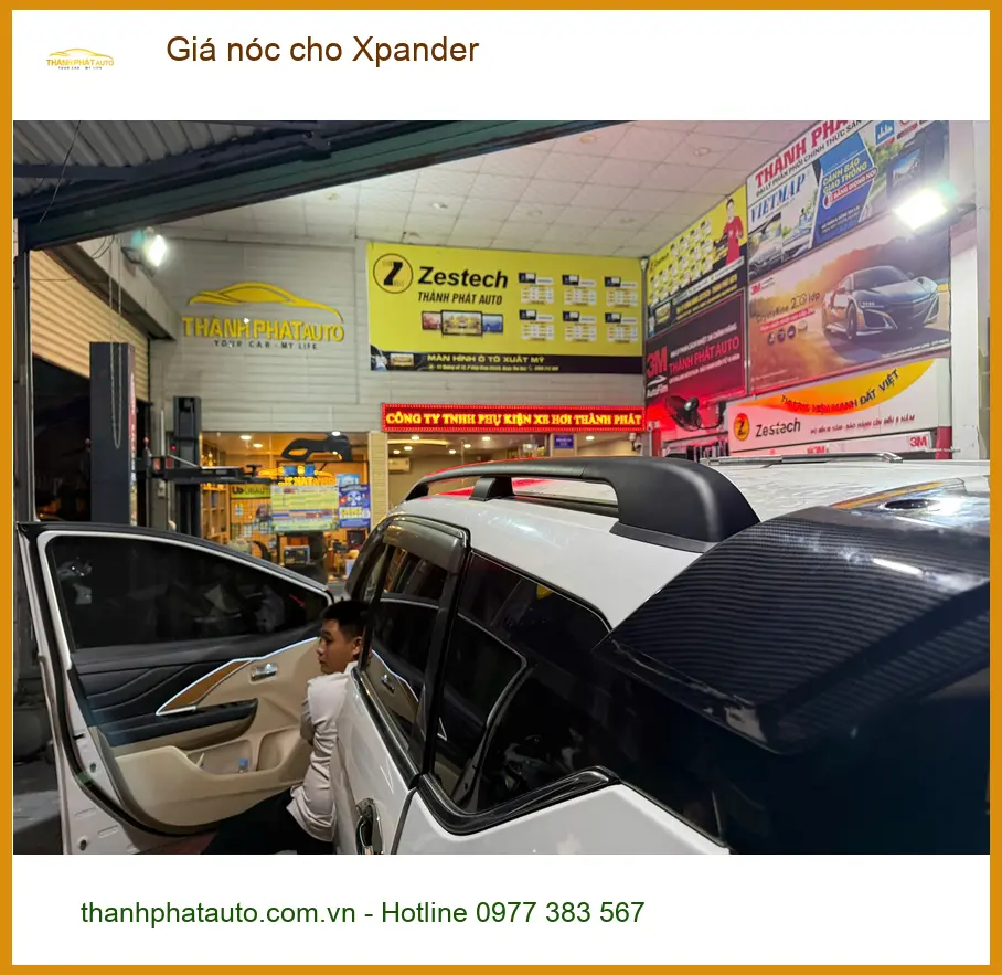 Anh Tấn lắp Giá nóc cho Xpander tại Quận Tân Bình chuẩn bị về quê