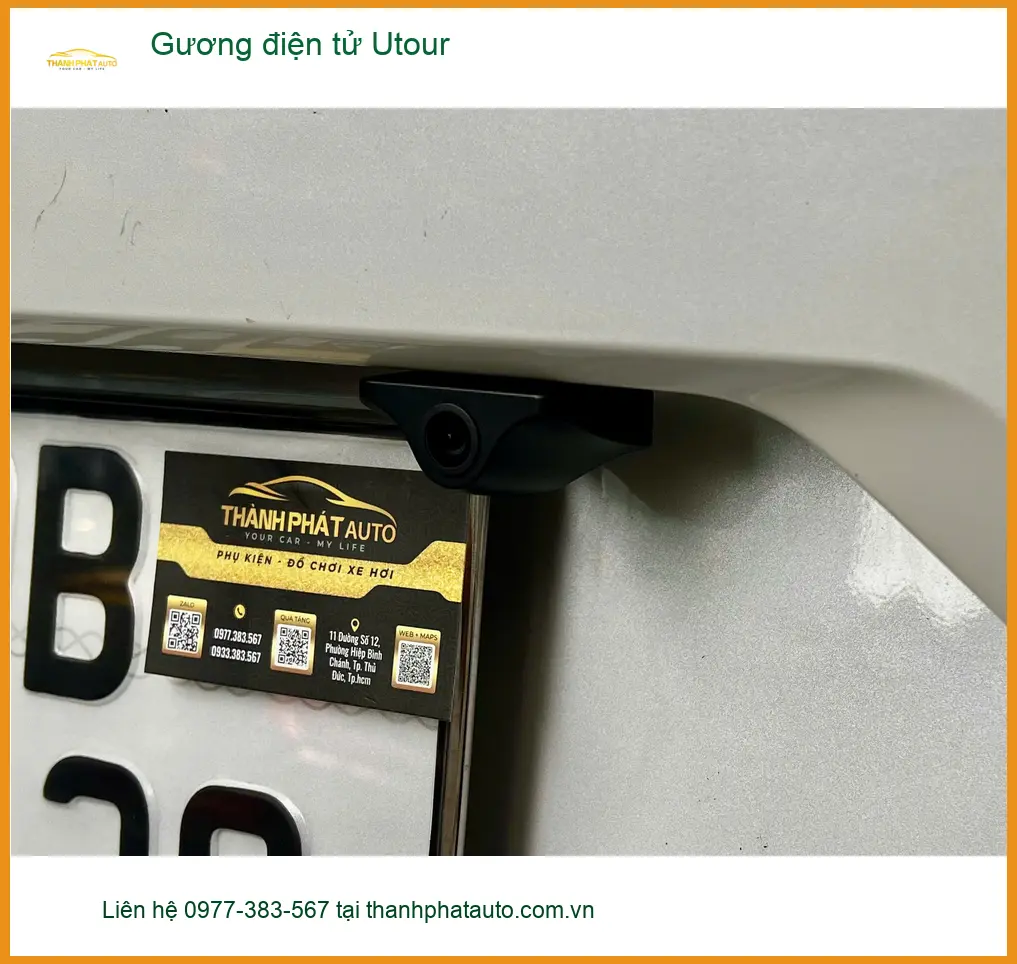 Anh Kiên lắp Gương điện tử Utour cho Mazda CX-5 tại Quận 3 để lái xe an toàn hơn