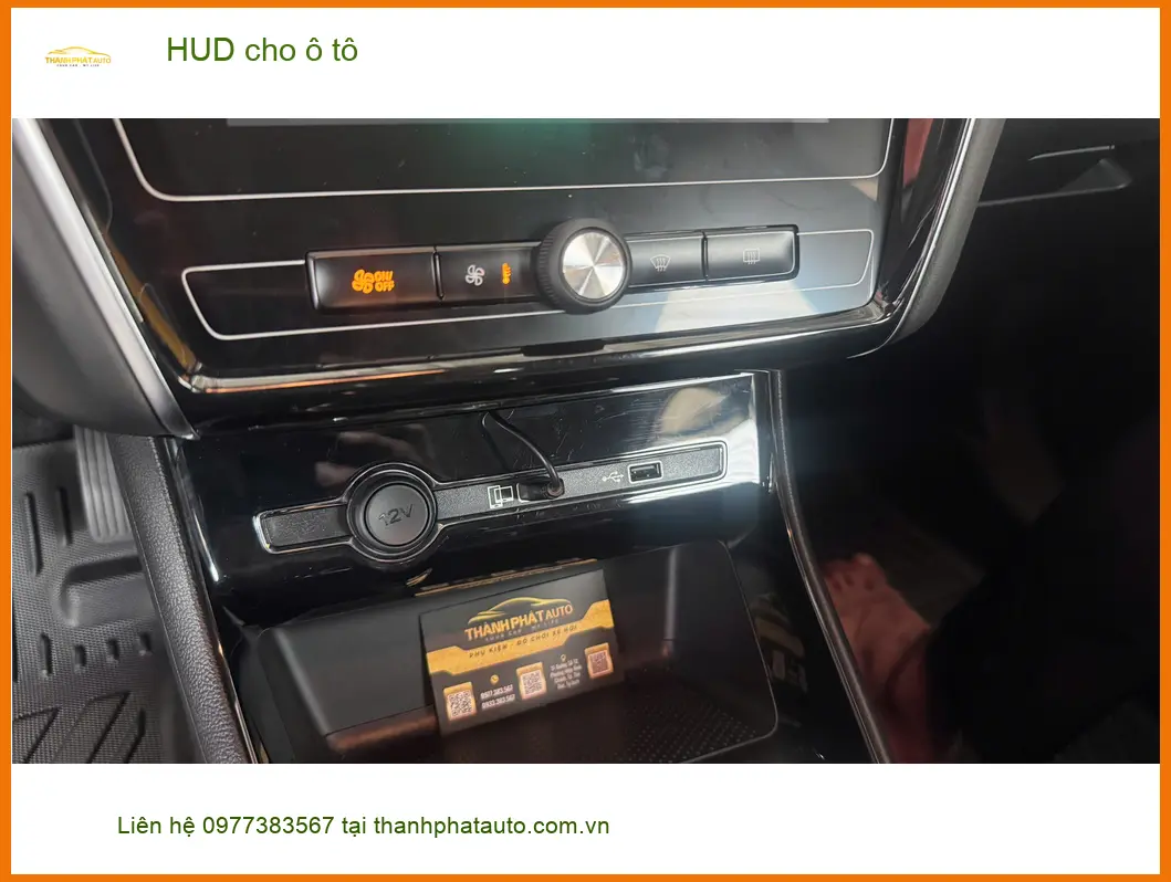 Anh Quang lắp HUD cho ô tô Mazda CX5 tại Quận 4 vì thường xuyên đi cao tốc ảnh thực tế 4