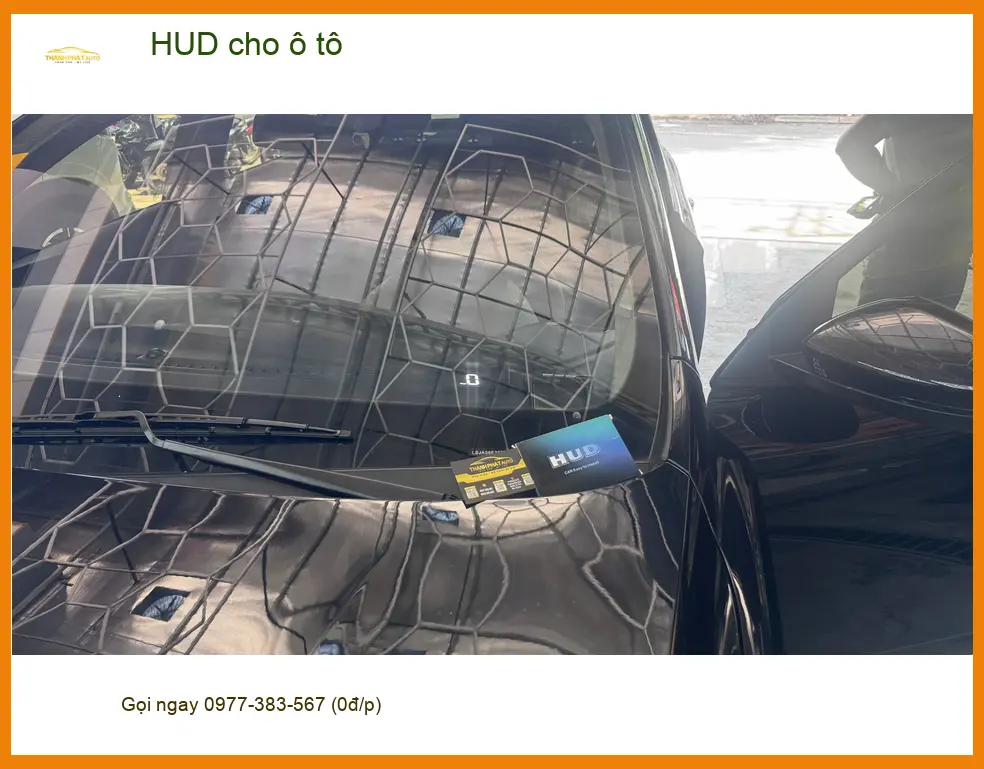 Anh Tùng lắp HUD cho ô tô Honda HR-V tại Bình Chánh để lái xe an toàn hơn