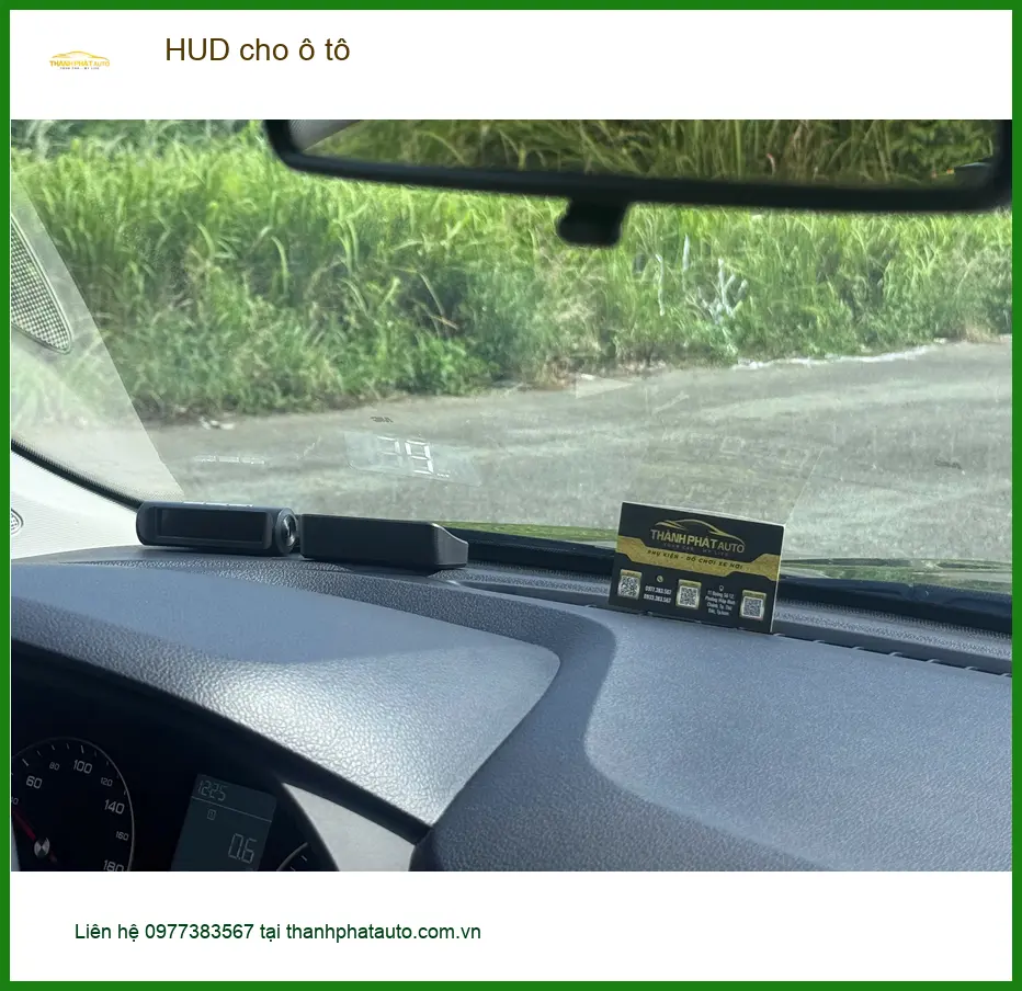 Anh Tùng lắp HUD cho ô tô Honda HR-V tại Bình Chánh để lái xe an toàn hơn ảnh thực tế 4