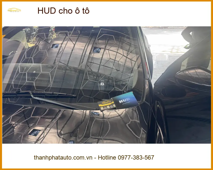 Chú Minh lắp HUD cho ô tô Hyundai Elantra tại Quận 2 uy tín, lái xe an toàn ảnh thực tế 5