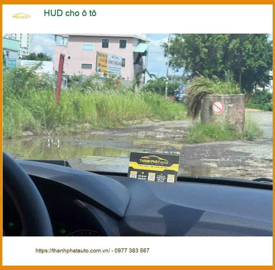 Anh Kiên lắp HUD cho Hyundai Accent tại Hóc Môn để hiển thị thông tin rõ ràng hơn