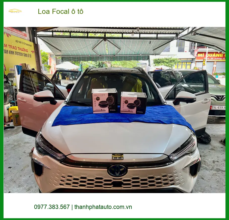 Chị Thảo nâng cấp Loa Focal ô tô cho Hyundai Accent tại Quận 9 vì loa zin nghe không hay