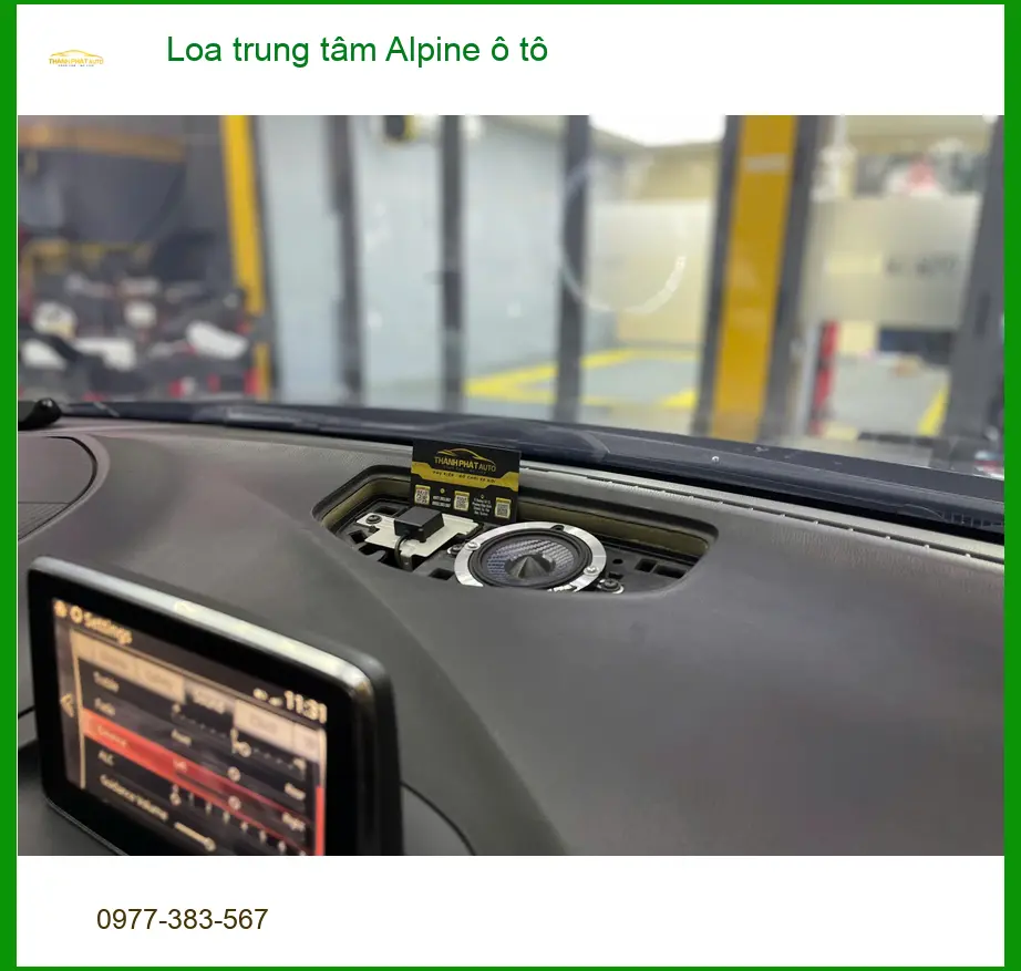 Anh Đức Thịnh lắp loa trung tâm Alpine ô tô Hyundai Santa Fe tại Quận 1