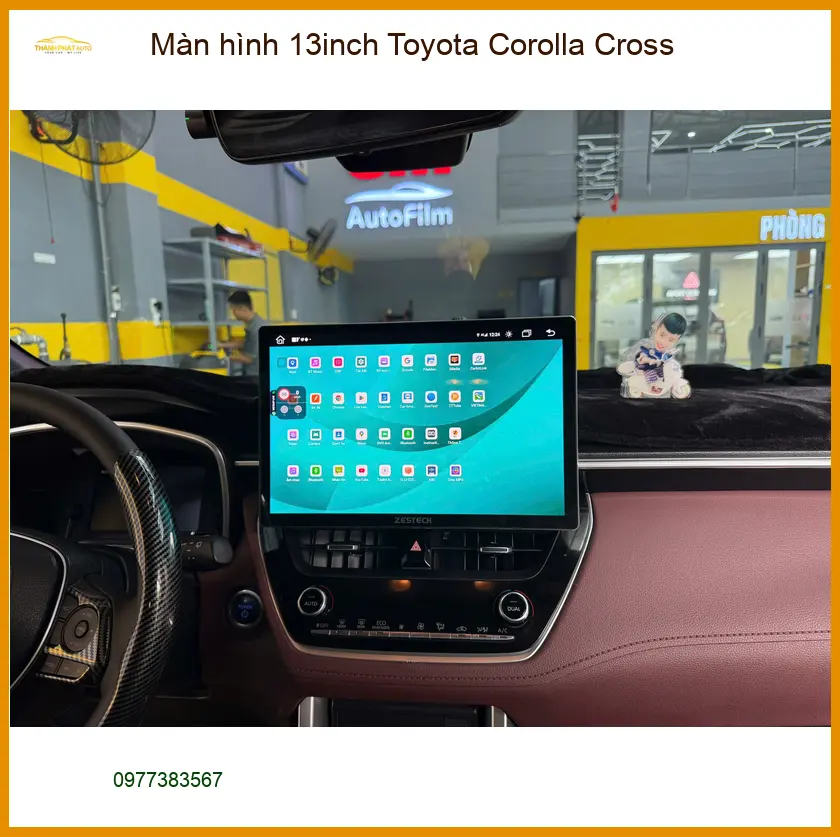 Anh Tấn nâng cấp màn hình 13inch Toyota Corolla Cross Quận 8 xem bản đồ rõ hơn ảnh thực tế 3