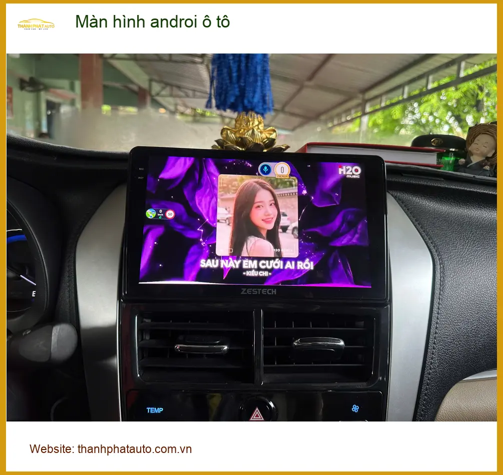Chị Diệp lắp màn hình androi ô tô Ford Everest tại Quận Thủ Đức chính hãng
