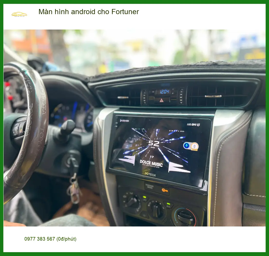 Anh Tấn Fortuner lắp màn hình Android mới tại Quận 4 vì màn zin chậm