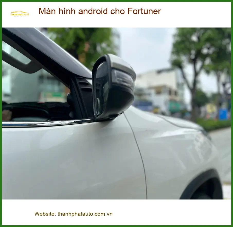 Anh Minh lắp màn hình android cho Fortuner tại Quận 1 cần giải trí tốt ảnh thực tế 3