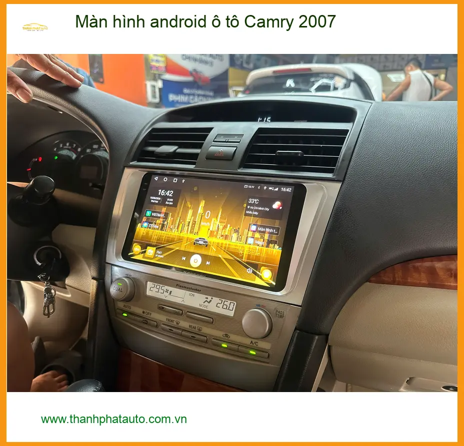 Chị Thảo nâng cấp màn hình Android ô tô Camry 2007 Quận Tân Phú để tiện giải trí