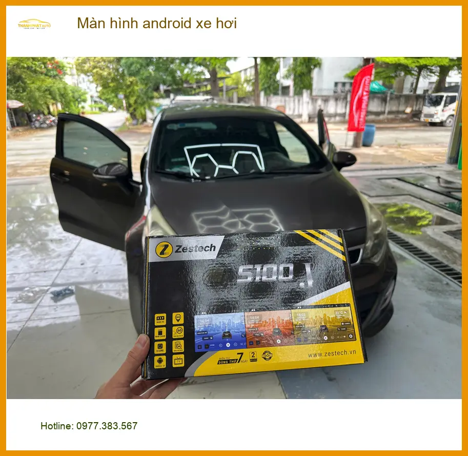 Chị Thư lắp màn hình Android xe hơi cho Kia Seltos tại Quận 10 để tiện lợi hơn.