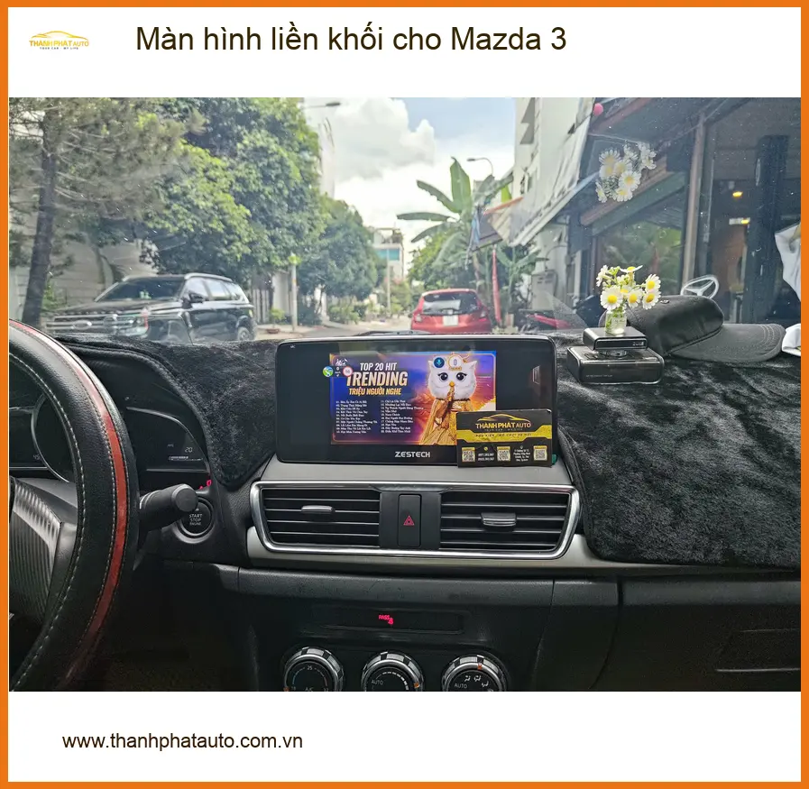 Chị Thảo nâng cấp màn hình liền khối cho Mazda 3 tại Quận 12 vì màn zin đã cũ ảnh thực tế 4