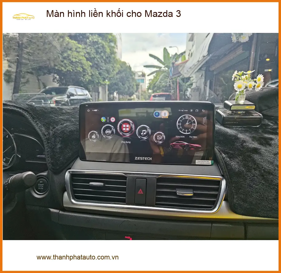 Chú Phước lắp màn hình liền khối Mazda 3 tại Quận 2 vì không có dẫn đường thông minh ảnh thực tế 4