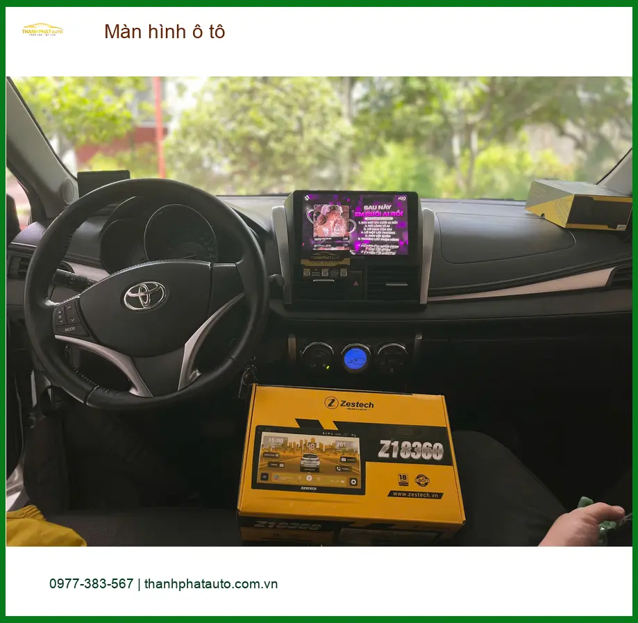 Anh Phước lắp màn hình ô tô cho Mitsubishi Triton tại Hóc Môn để nâng cao trải nghiệm lái
