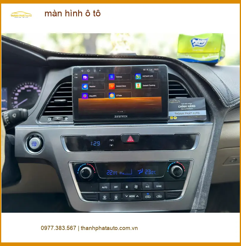 Anh Minh lắp màn hình ô tô cho Honda Civic tại Quận 12 để giải trí và dẫn đường tiện lợi hơn