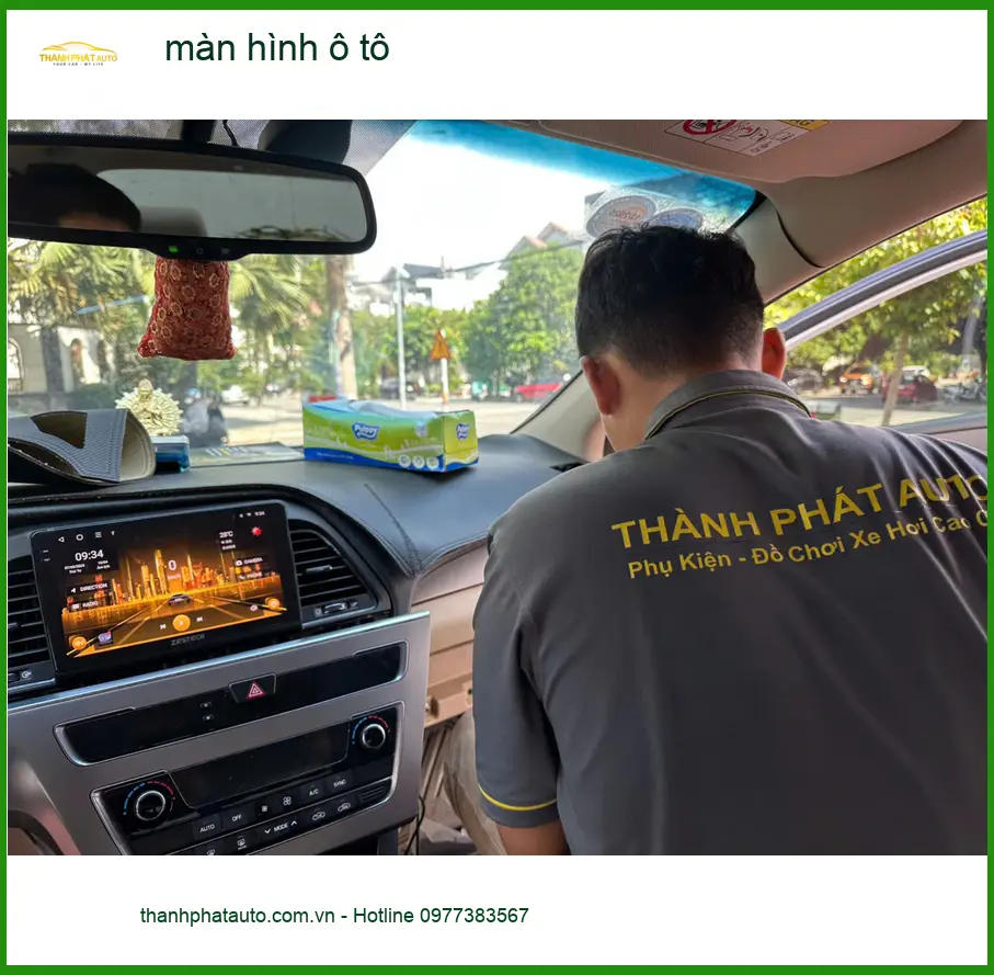 Anh Minh lắp màn hình ô tô cho Honda Civic tại Quận 12 để giải trí và dẫn đường tiện lợi hơn ảnh thực tế 4