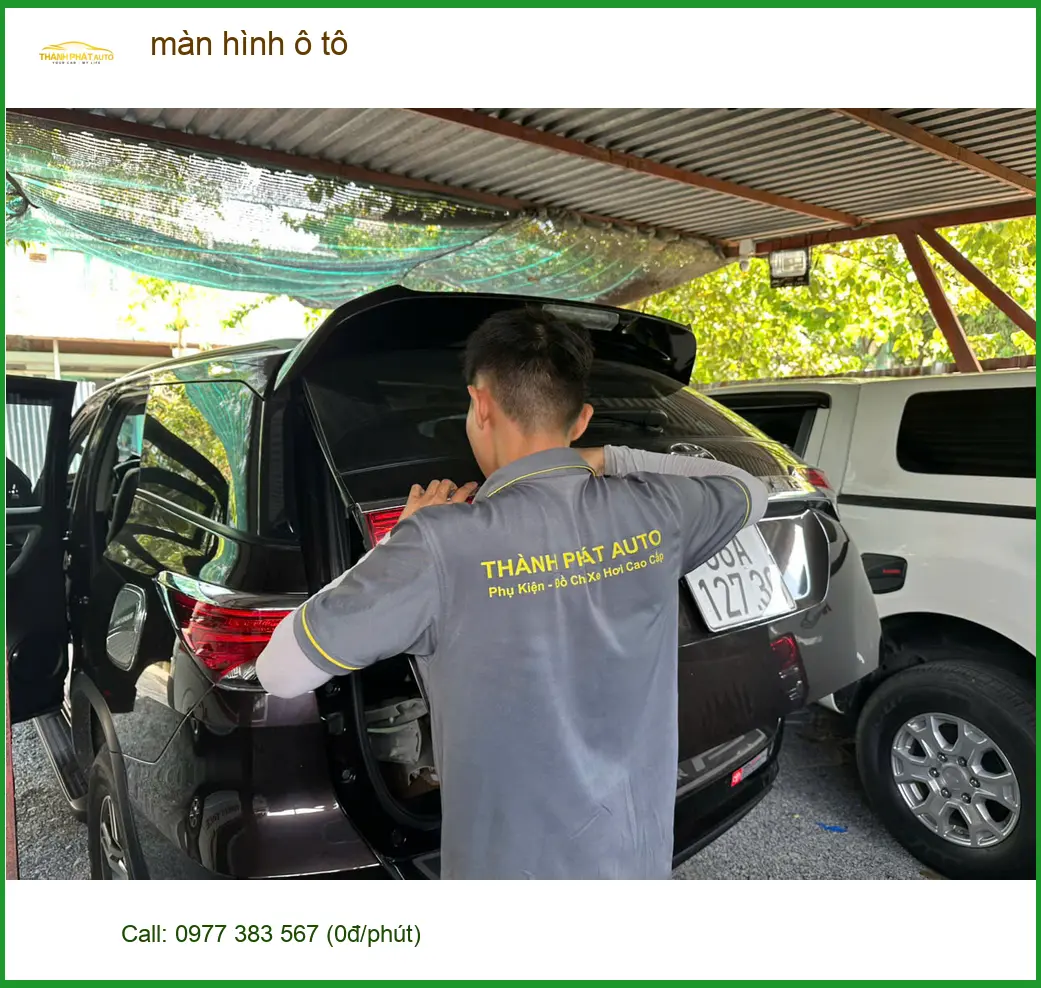 Chị Thảo lắp màn hình ô tô cho Hyundai Accent tại Quận 7 để giải trí tiện lợi hơn ảnh thực tế 2
