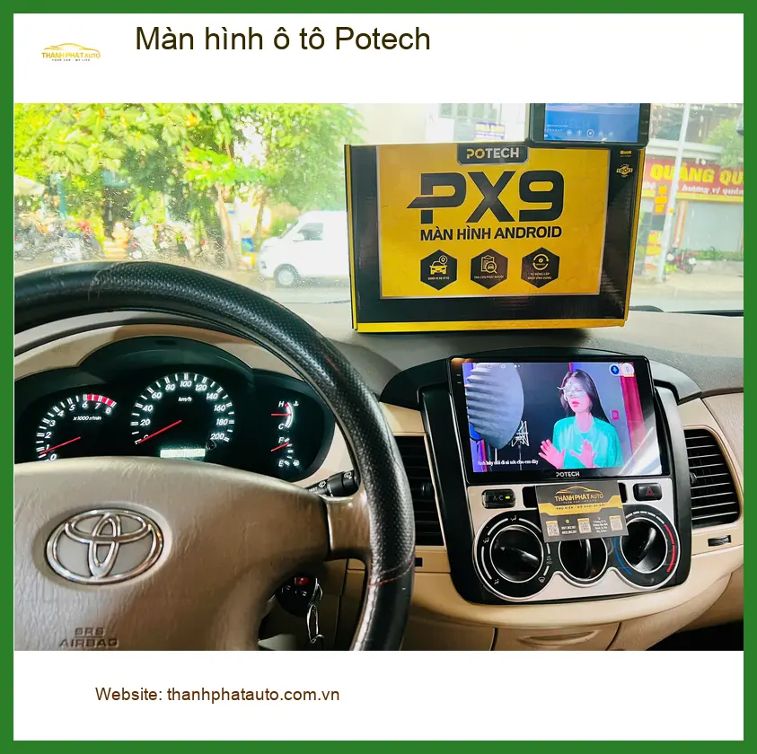 Bác An lắp màn hình ô tô Potech cho Toyota Corolla Altis tại Quận 3 để cải thiện giải trí