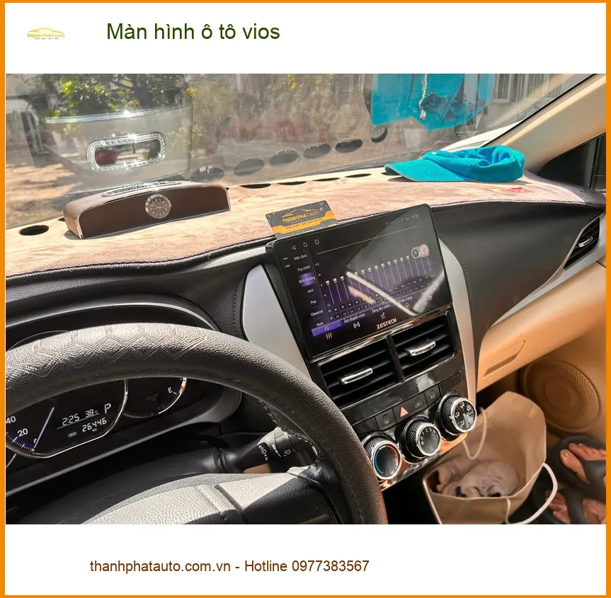 Anh Khôi lắp màn hình ô tô Vios tại Quận Phú Nhuận nâng cấp tính năng giải trí ảnh thực tế 2