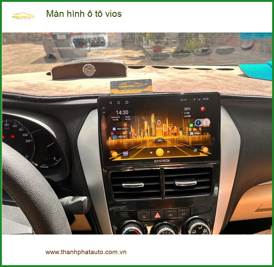 Chị Lan Anh lắp màn hình ô tô Toyota Vios tại Quận 2 vì màn hình zin đã lỗi thời