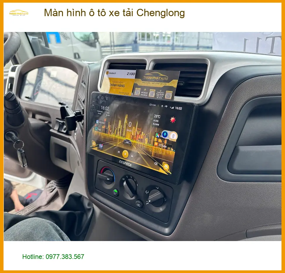 Chú Dũng lắp Màn hình ô tô xe tải Chenglong tại Quận 7 vì màn hình cũ bị hỏng ảnh thực tế 3