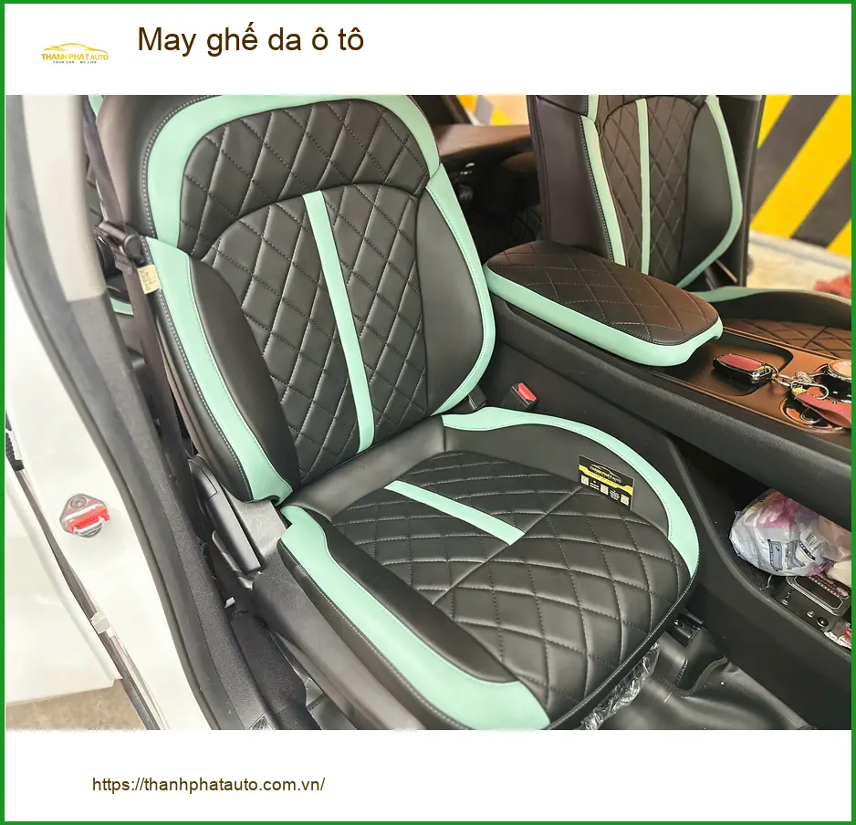 Chú Khoa may ghế da ô tô cho Toyota Vios tại Hóc Môn cho nội thất mới ảnh thực tế 3