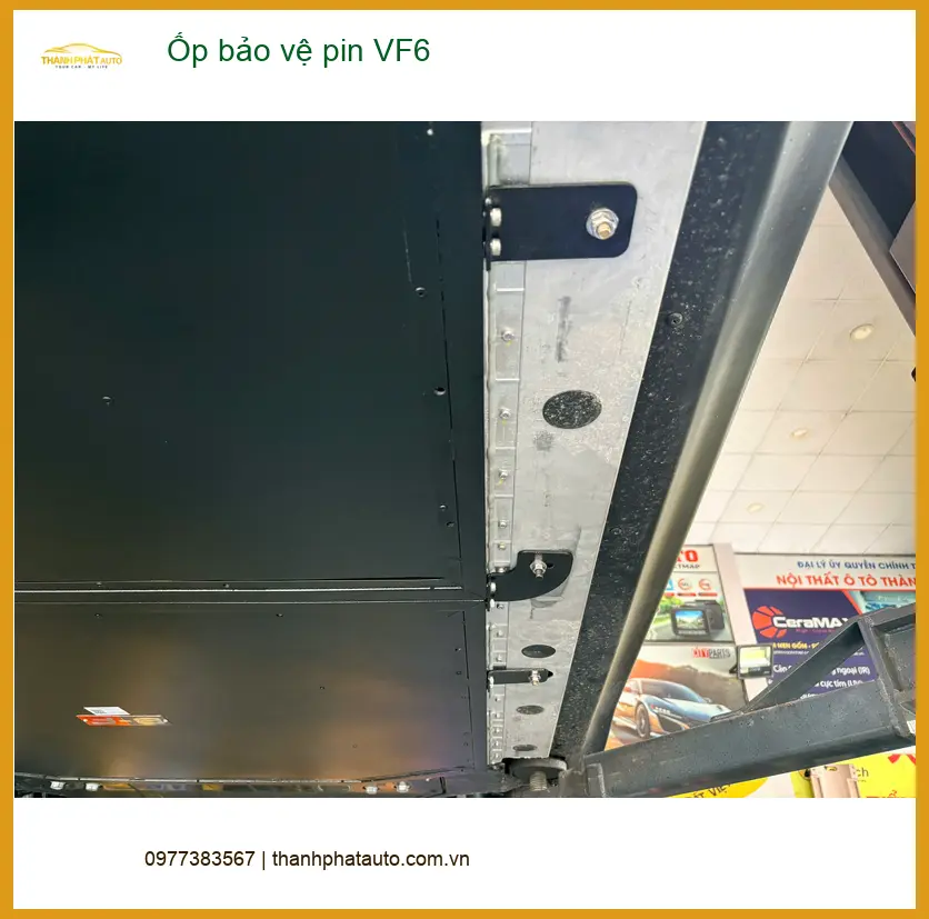 Anh Bách ốp bảo vệ pin VF6 Quận Huyện Bình Chánh để tăng tuổi thọ và an toàn cho xe ảnh thực tế 3