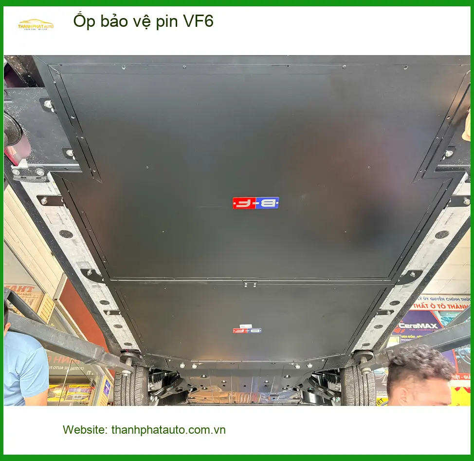 Anh Bách ốp bảo vệ pin VF6 Quận Huyện Bình Chánh để tăng tuổi thọ và an toàn cho xe ảnh thực tế 5