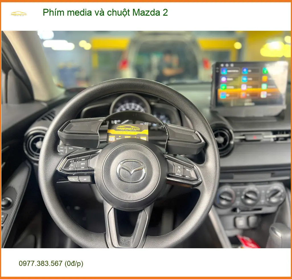 Anh Dũng lắp phím media và chuột Mazda 2 tại Hóc Môn để thao tác giải trí tiện lợi hơn ảnh thực tế 2