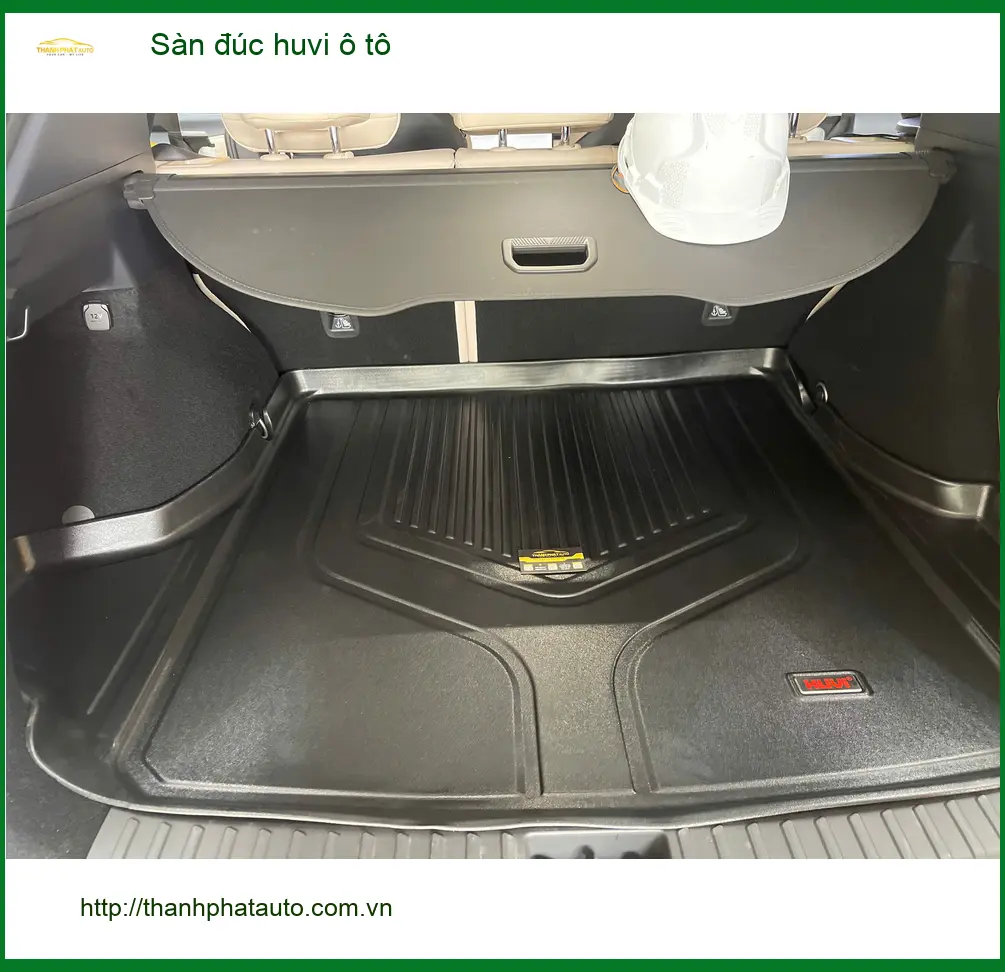 Anh Duy lắp Sàn đúc huvi ô tô cho Hyundai Accent tại Quận 4 để nội thất luôn sạch đẹp ảnh thực tế 2