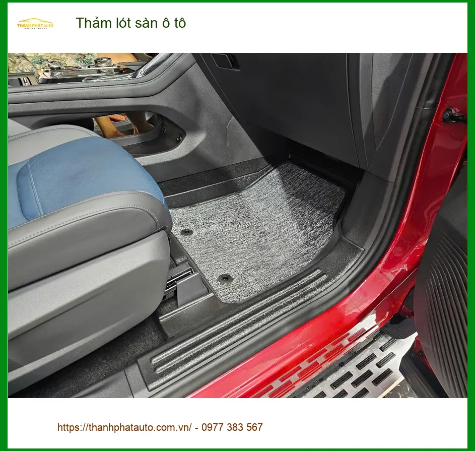 Anh Khôi thay thảm lót sàn ô tô cho Hyundai Accent tại Quận 7 vì thảm cũ đã hỏng ảnh thực tế 4