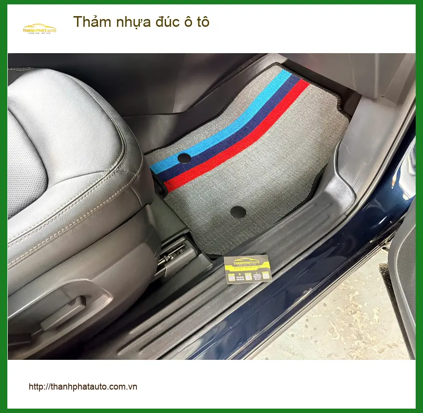Cô Thu tìm mua thảm nhựa đúc ô tô cho Hyundai Elantra tại Quận 2