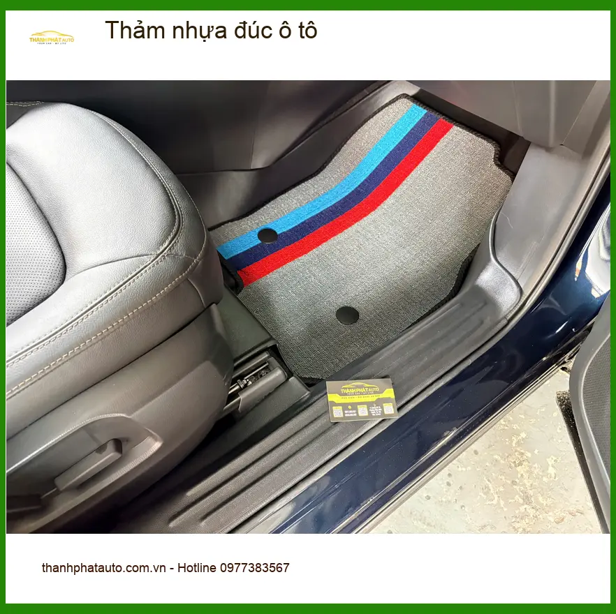 Anh Trường lắp thảm nhựa đúc ô tô cho Hyundai Santa Fe tại Quận 6 ảnh thực tế 2