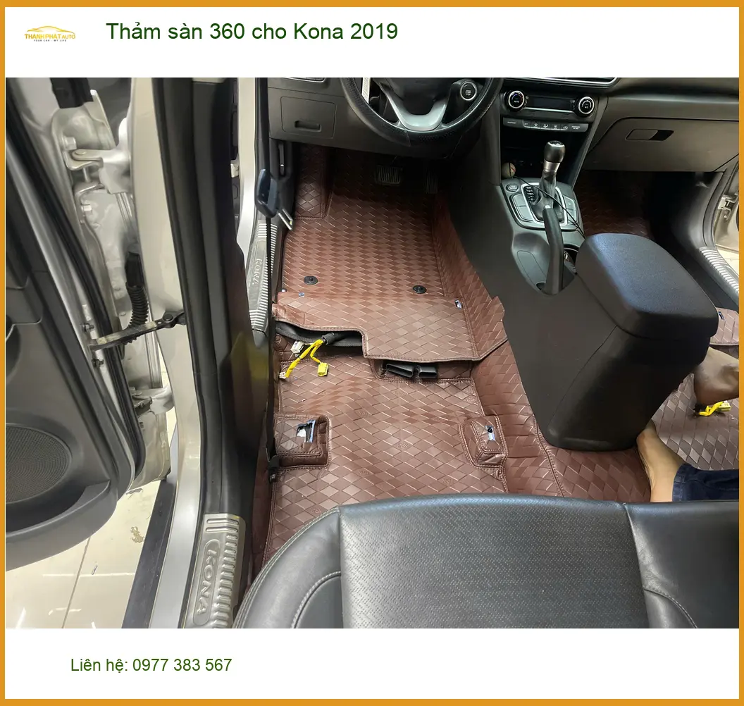 Anh Bách lắp thảm sàn 360 cho Kona 2019 tại Quận 5 để giữ xe luôn sạch sẽ ảnh thực tế 5