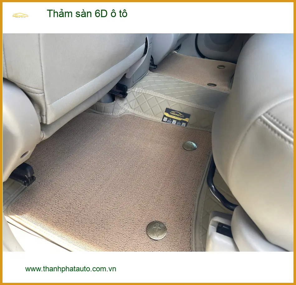 Chị Vân Anh lắp thảm sàn 6D ô tô cho Hyundai Creta tại Quận Bình Thạnh ảnh thực tế 2