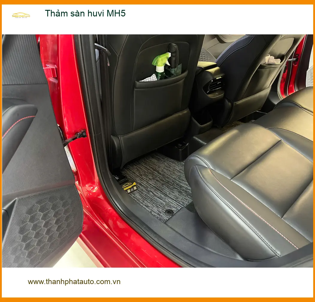 Anh Quốc Anh lắp thảm sàn Huvi MH5 cho Hyundai Santa Fe tại Quận Thủ Đức, muốn nâng cấp nội thất ảnh thực tế 2