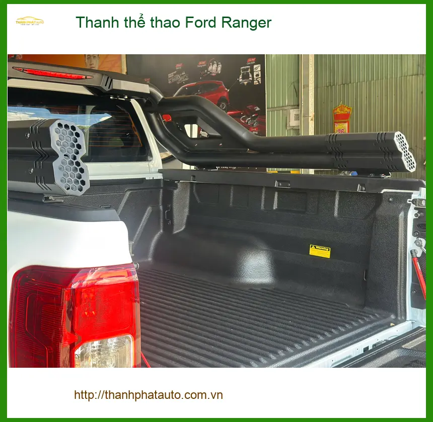 Anh Khang lắp thanh thể thao Ford Ranger tại Quận Bình Thạnh để chở đồ tiện lợi hơn ảnh thực tế 2