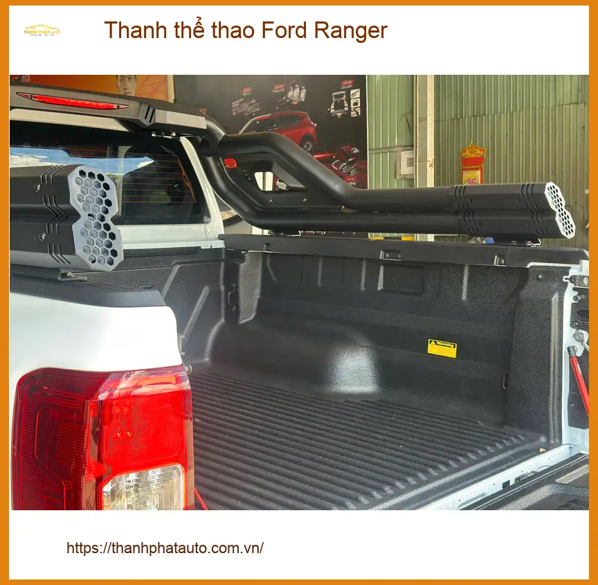 Anh Khang lắp thanh thể thao Ford Ranger tại Quận 7 để xe trông mạnh mẽ hơn ảnh thực tế 3