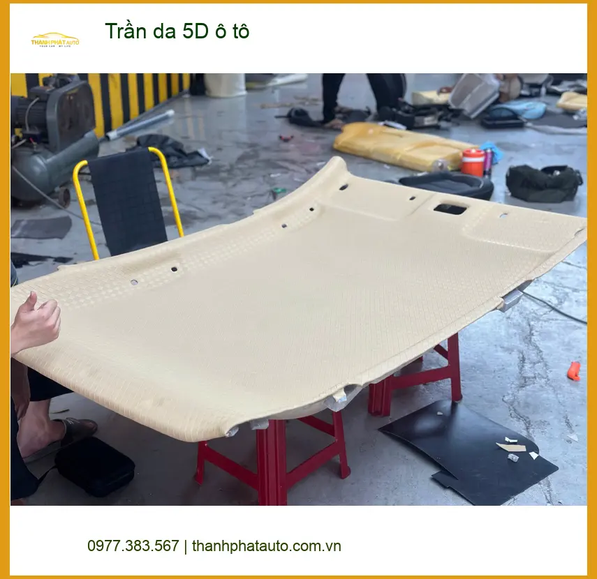 Chị Mai Anh bọc Trần da 5D ô tô Kia K3 tại Quận Phú Nhuận nâng tầm không gian ảnh thực tế 3