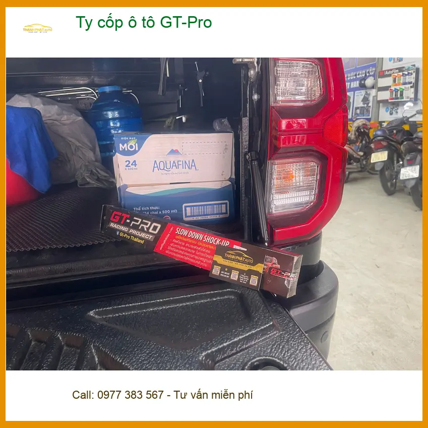 Anh Kiên lắp Ty cốp ô tô GT-Pro cho Hyundai Creta tại Quận 3 để cốp xe mở êm hơn ảnh thực tế 2