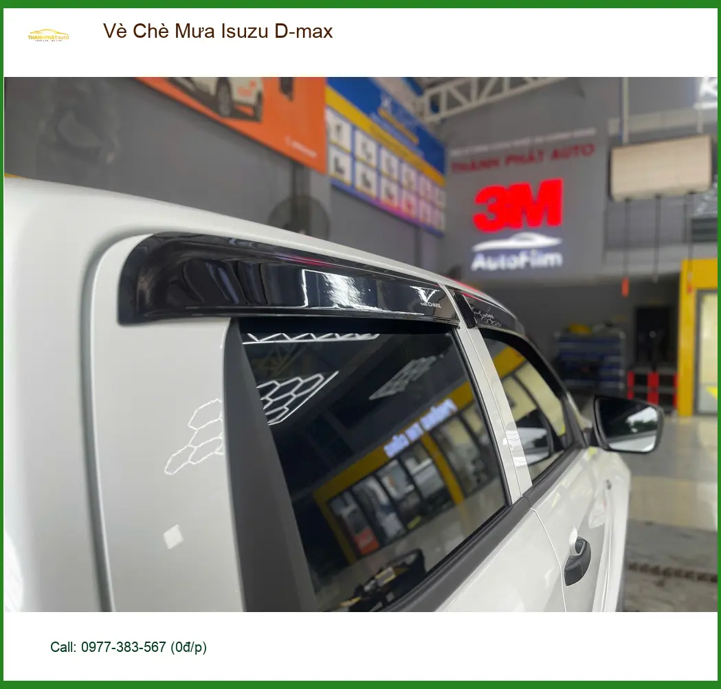 Chị Mai Anh gắn Vè Che Mưa Isuzu D-max tại Quận 5 để chắn nước mưa và bụi bẩn