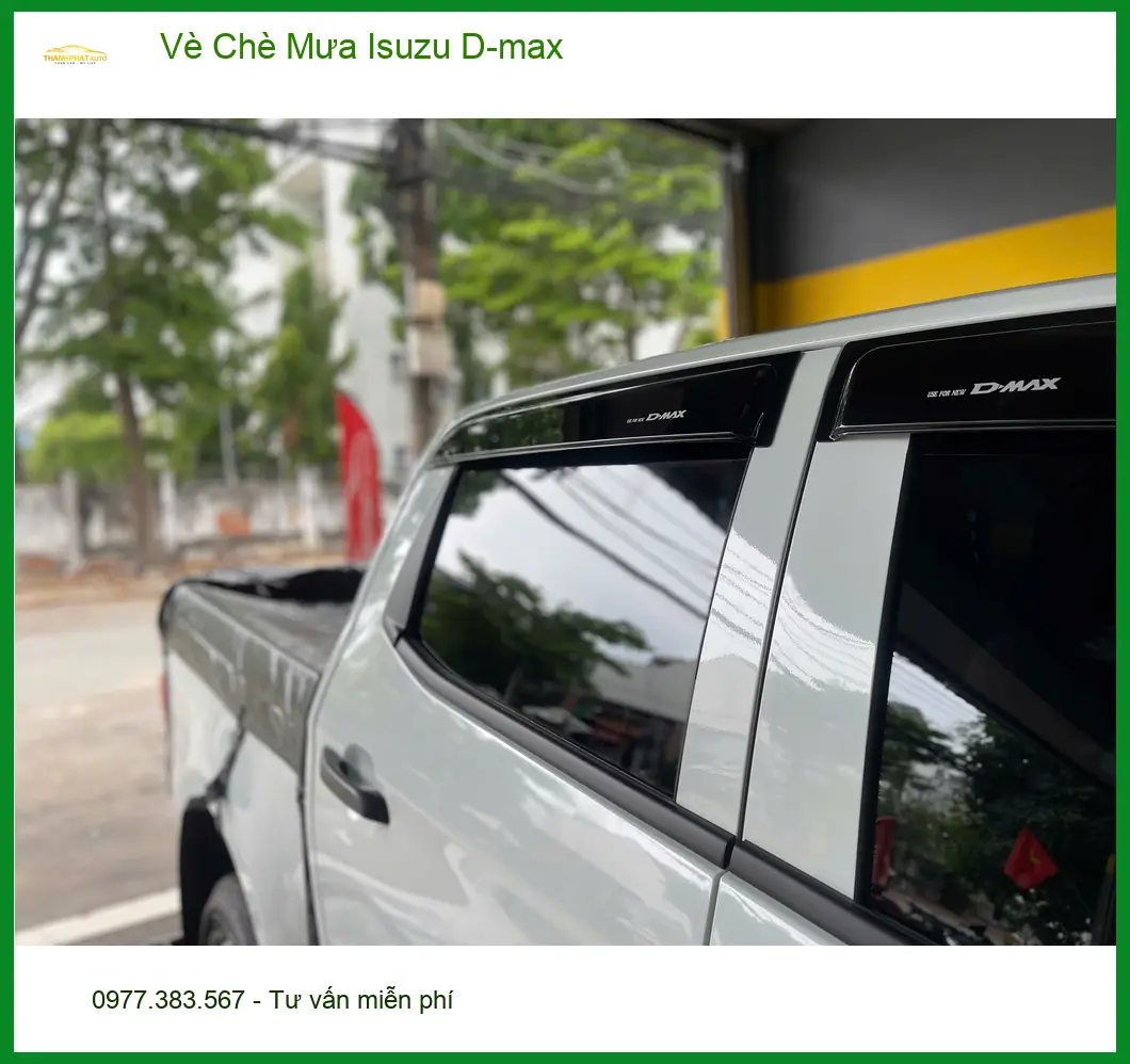 Chị Mai Anh gắn Vè Che Mưa Isuzu D-max tại Quận 5 để chắn nước mưa và bụi bẩn ảnh thực tế 2