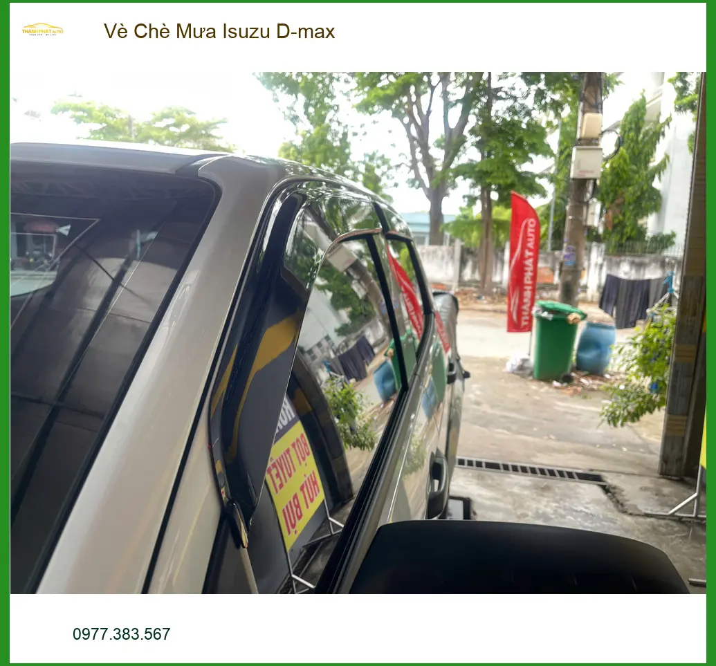 Anh Khánh lắp vè che mưa Isuzu D-max tại Quận 10 để tránh mưa tạt ảnh thực tế 2