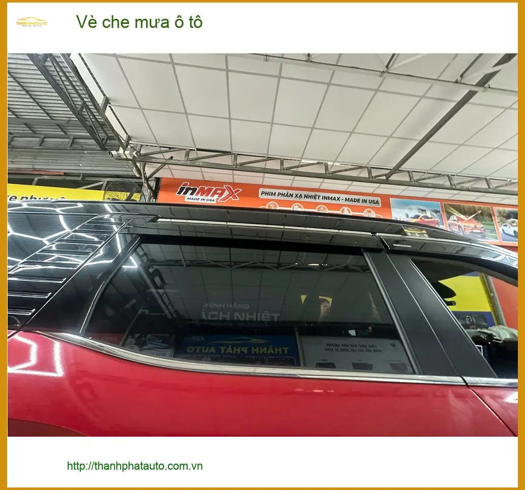 Chú Minh lắp vè che mưa ô tô Mitsubishi Xpander Cross ở Quận 12 ảnh thực tế 4