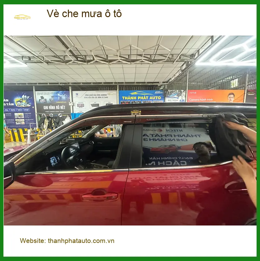 Anh Khải lắp vè che mưa ô tô Hyundai Accent tại Quận 10 uy tín, giá tốt ảnh thực tế 5