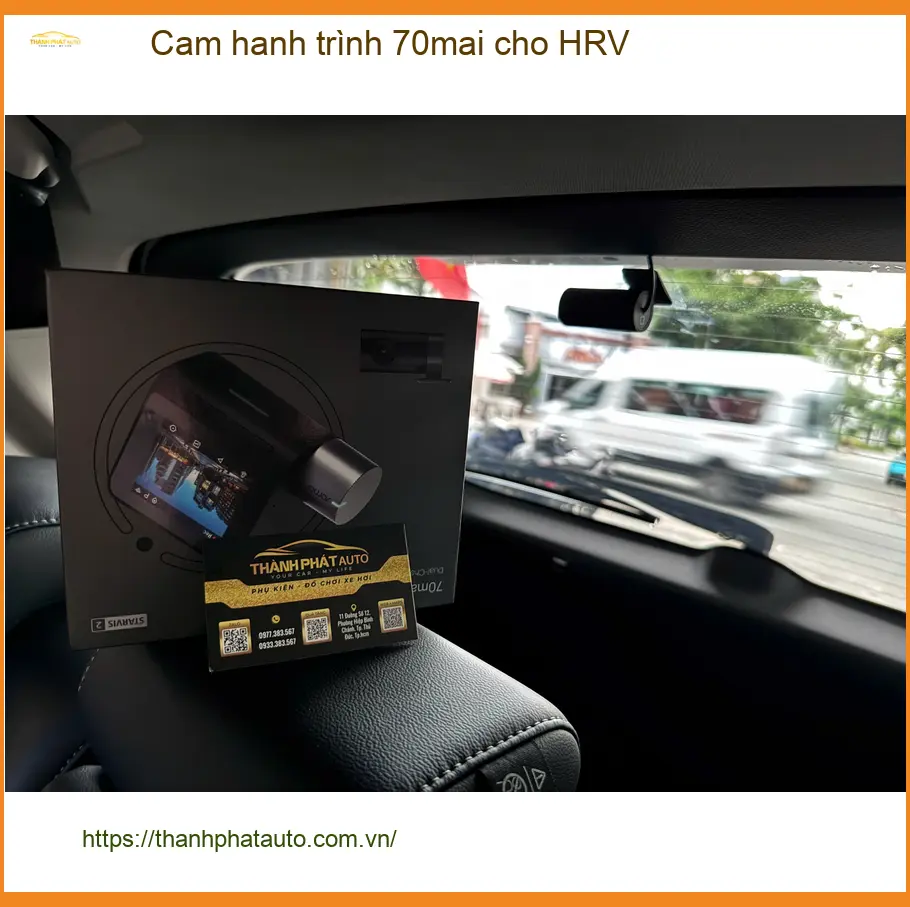 Chị Mai Trang lắp cam hành trình 70mai cho HRV ở Quận 9