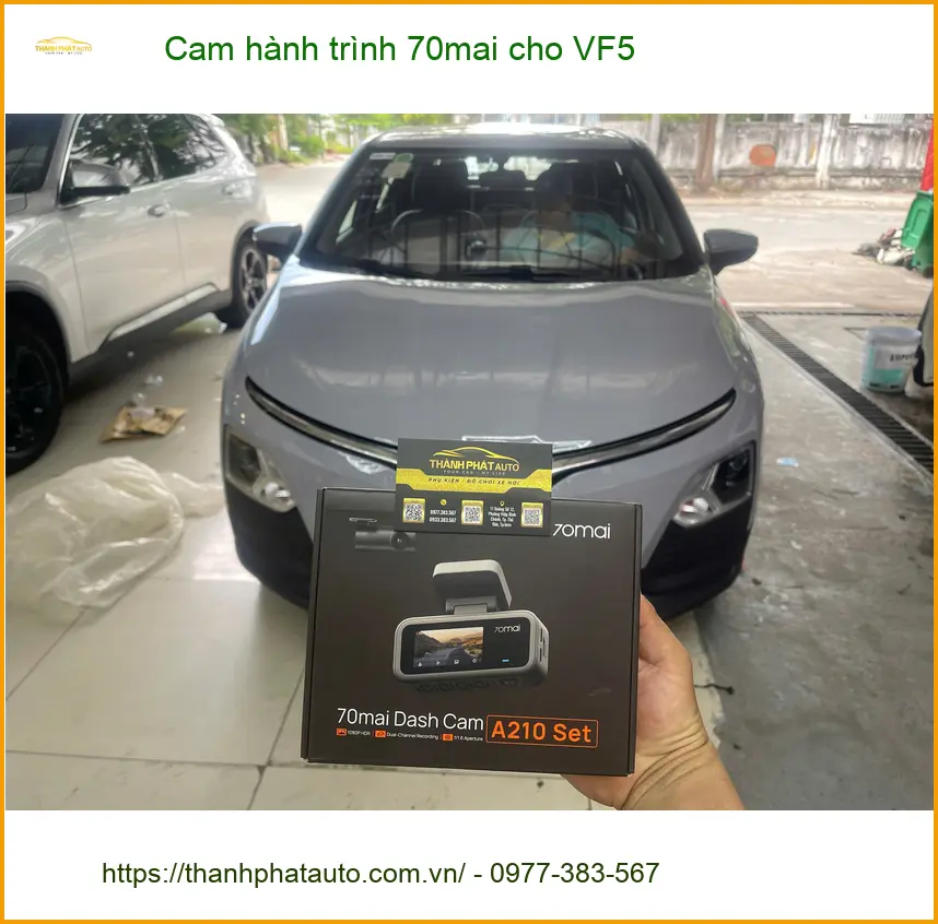 Chị Thảo lắp cam hành trình 70mai cho VinFast VF5 ở Quận 9 ảnh thực tế 5