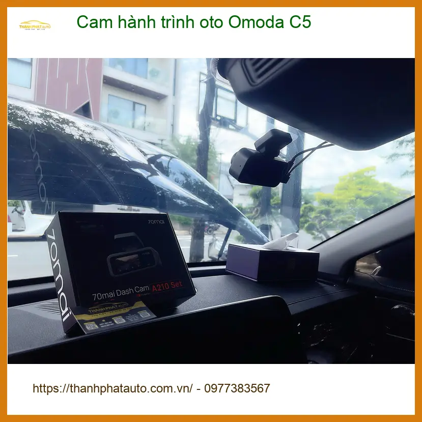 Chị Thảo lắp cam hành trình Omoda C5 tại Quận 9 sau va chạm nhỏ ảnh thực tế 2
