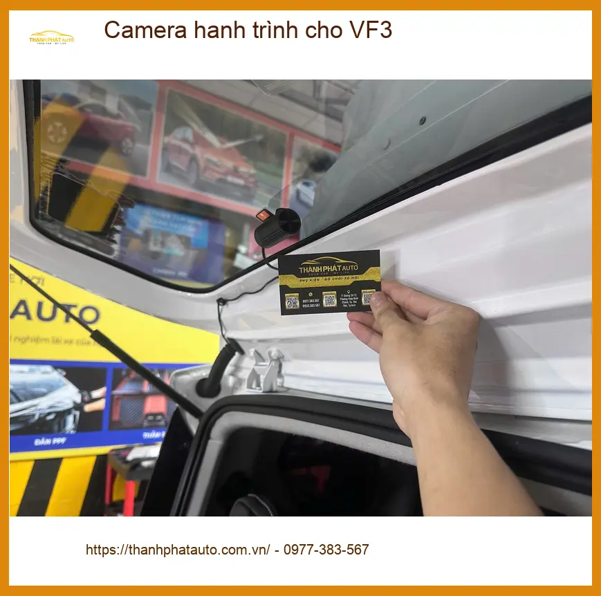 Anh Tùng lắp Camera hành trình cho VinFast VF3 tại Quận 12 để an tâm lái xe